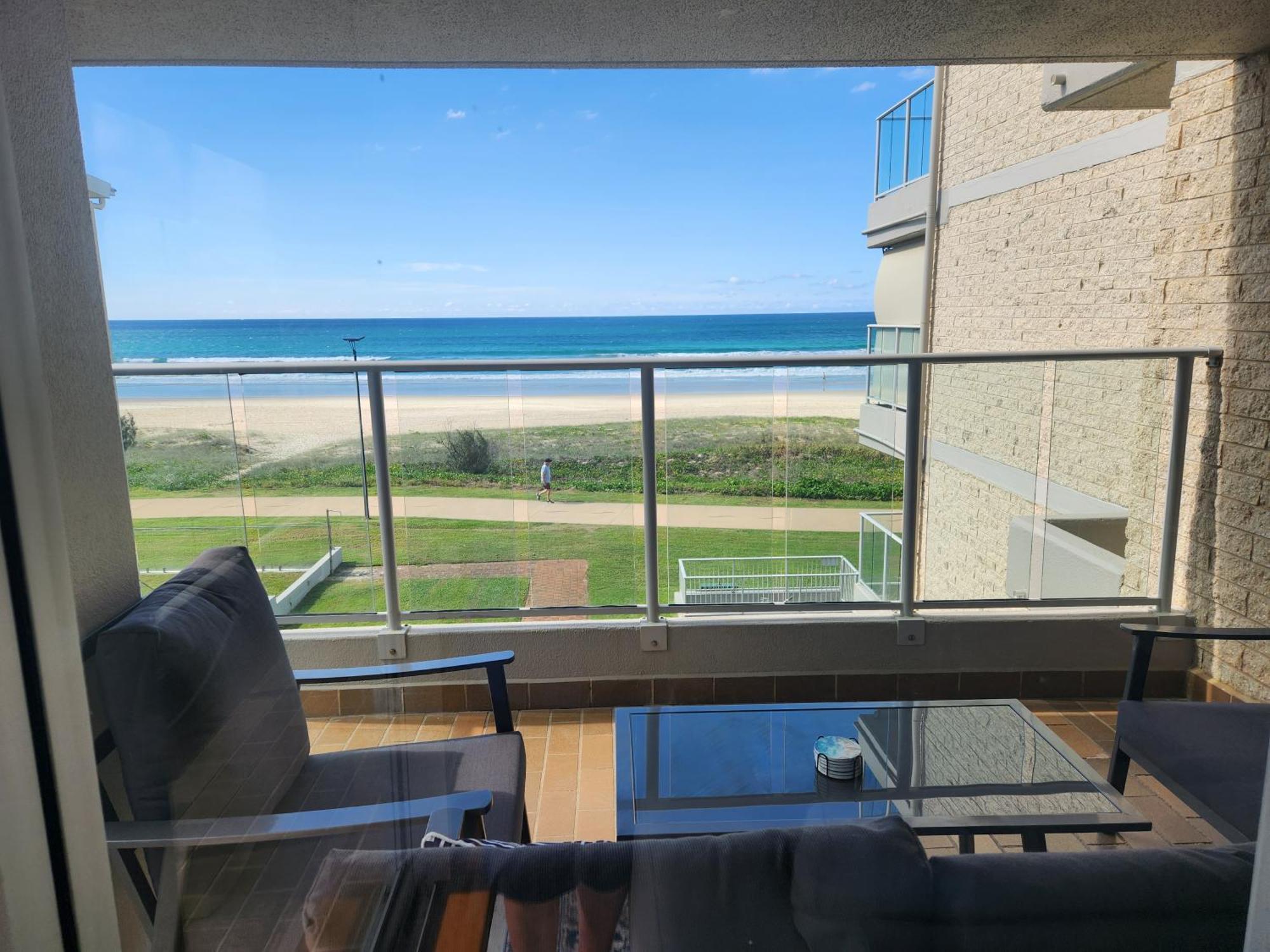 Pacific Surf Absolute Beachfront Apartments Gold Coast Exteriér fotografie