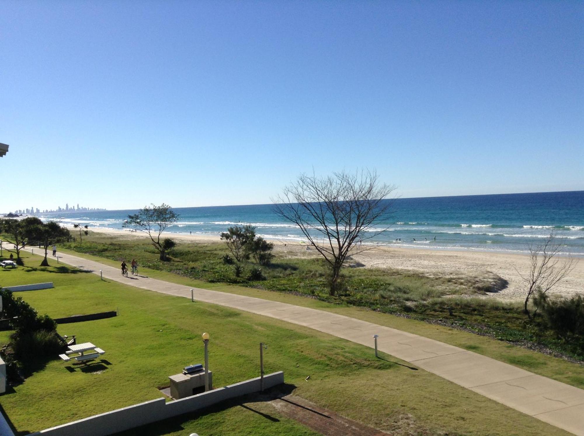 Pacific Surf Absolute Beachfront Apartments Gold Coast Exteriér fotografie